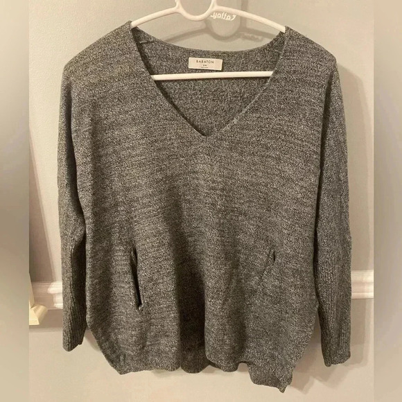Babaton Sweaters - Babaton  Vneck Sweater